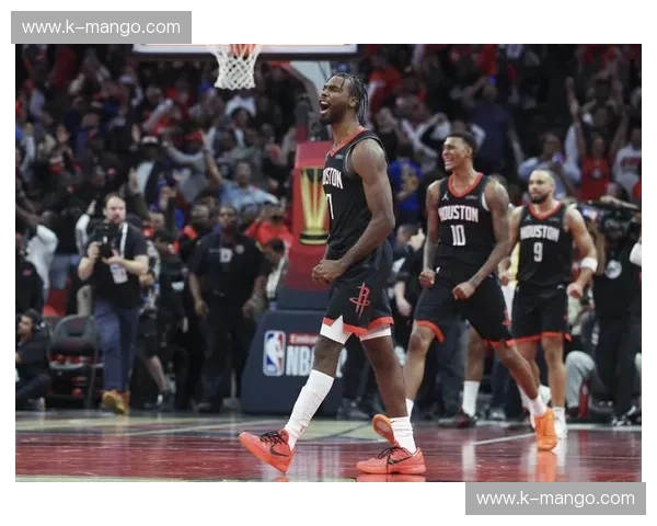 巅峰对决的每一帧都是史诗：为什么勇士vs火箭的视频永远刷不腻？